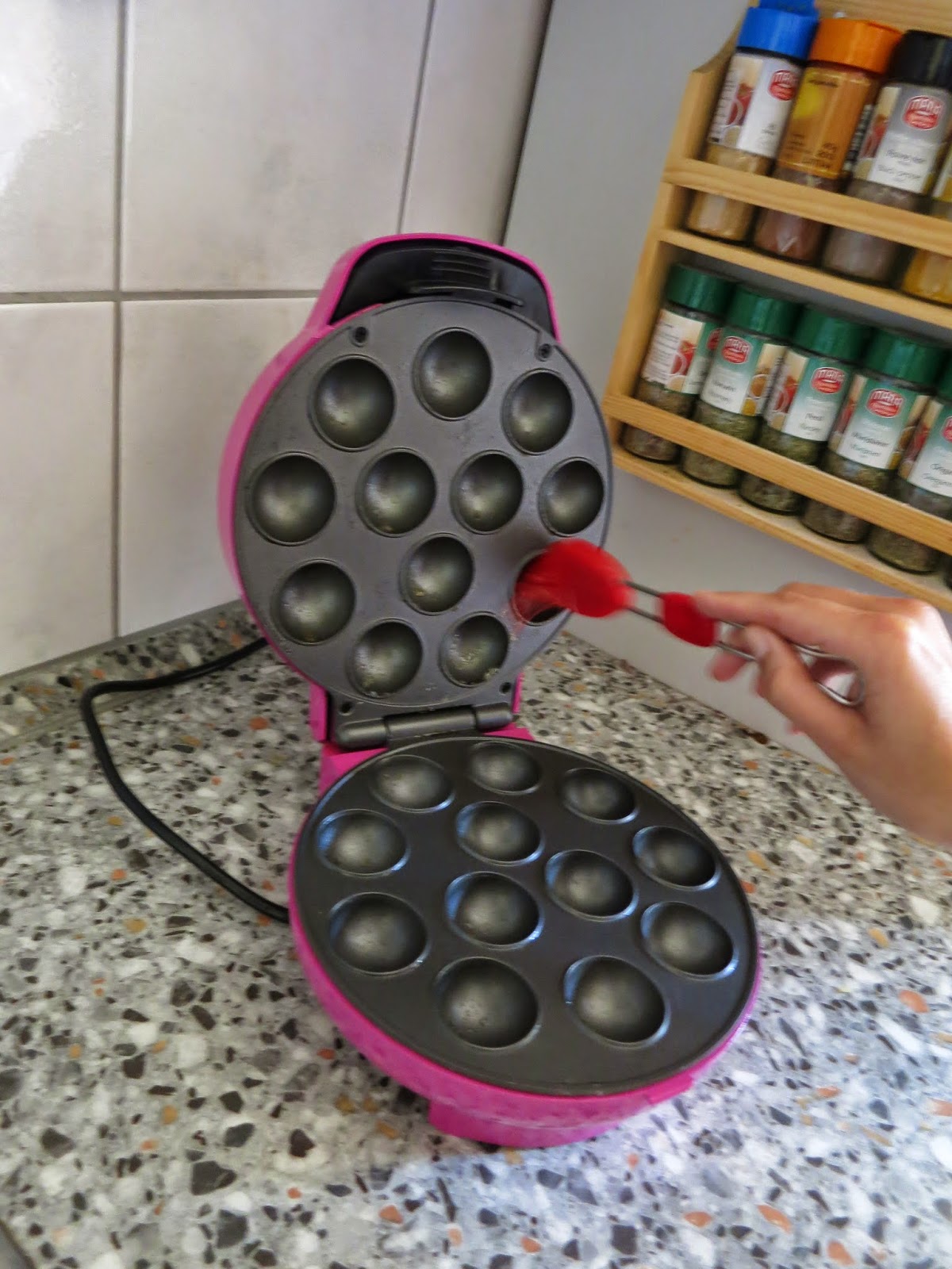 Carinas Backwelt Cake Pops mit dem Cake Pop Maker