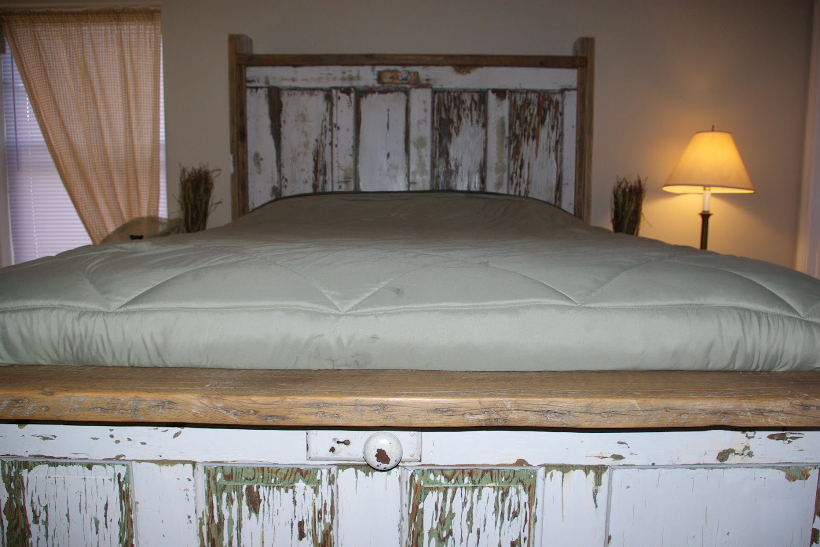 Reclaimed Rustics Vintage Door Headboard