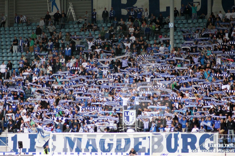 Le Mouvement en Allemagne . - Page 8 Schalparade_im_block_u_des_1_fc_magdeburg_20130901_1661156107