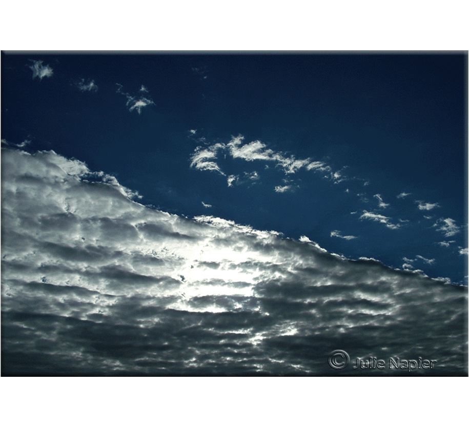 Whitsundays Sky