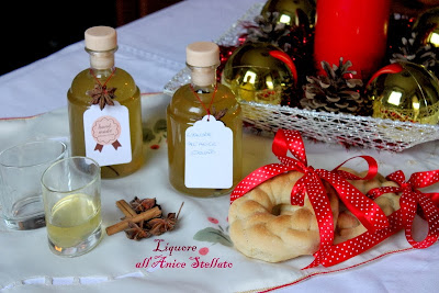 Regali di Natale home made:liquore all'anice stellato