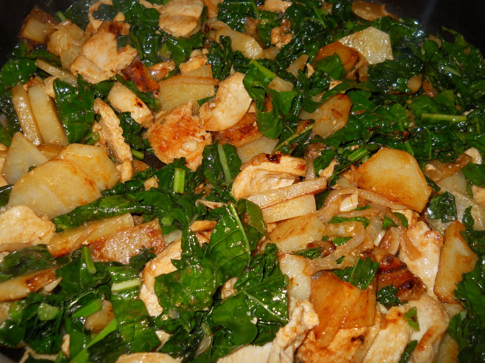Fergie's Bites Chicken, Kale & Potatoes
