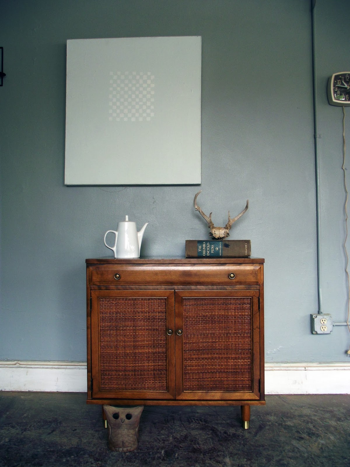 Vintage Ground Retro Small Credenza / Media Console / Entry Table