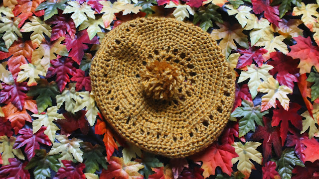 DIY: Free Crochet Pattern // The Golden Beret.