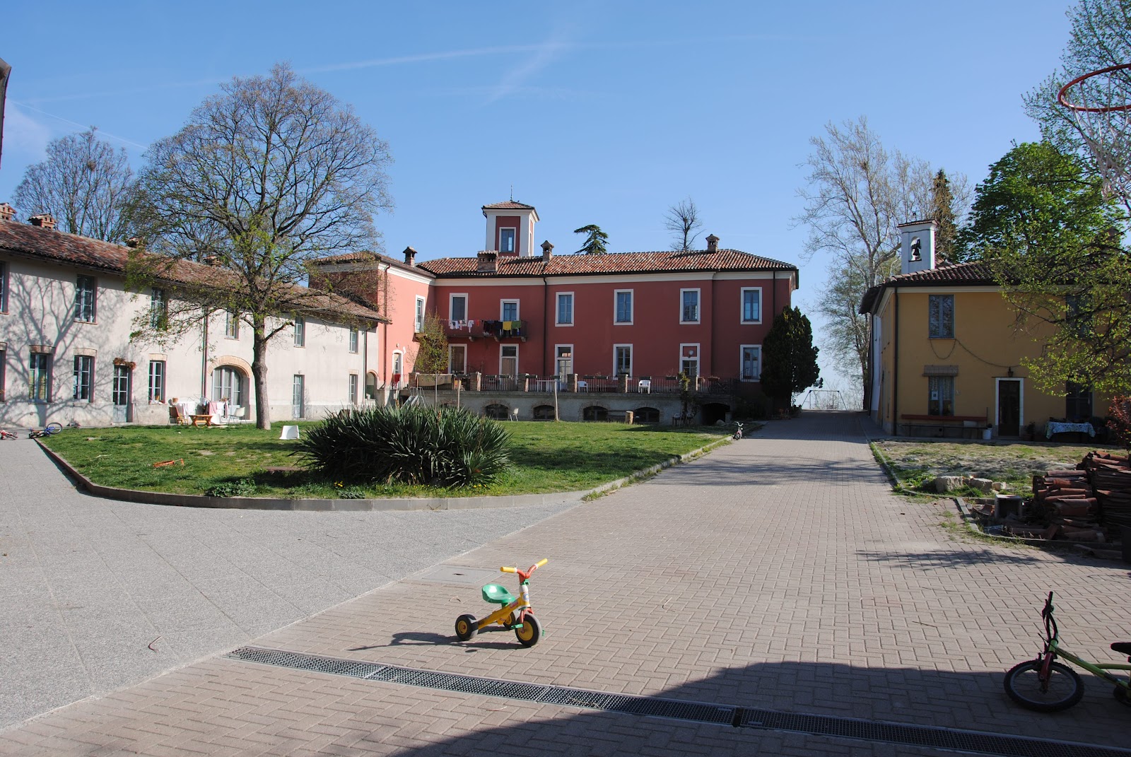 In Viaggio Tra Le Comunita Mondo Comunita Famiglia E L Incontro Con Bruno Volpi