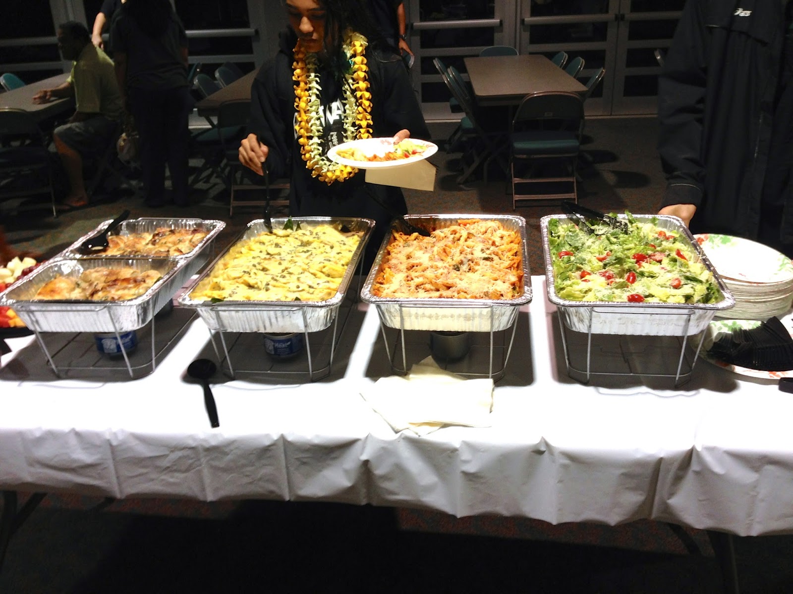 TASTE OF HAWAII RAINBOW WAHINE VOLLEYBALL TEAM DINNER AT STAN