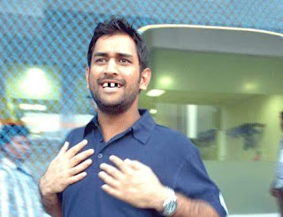 Funny+Dhoni+Images_1.jpg
