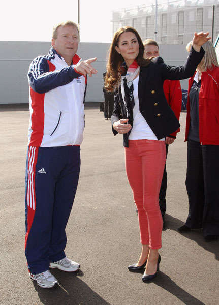 Kate-Middleton-is-a-Dressed-Down-Duchess-at-the-London-2012-Olympic-Park-Today.jpg