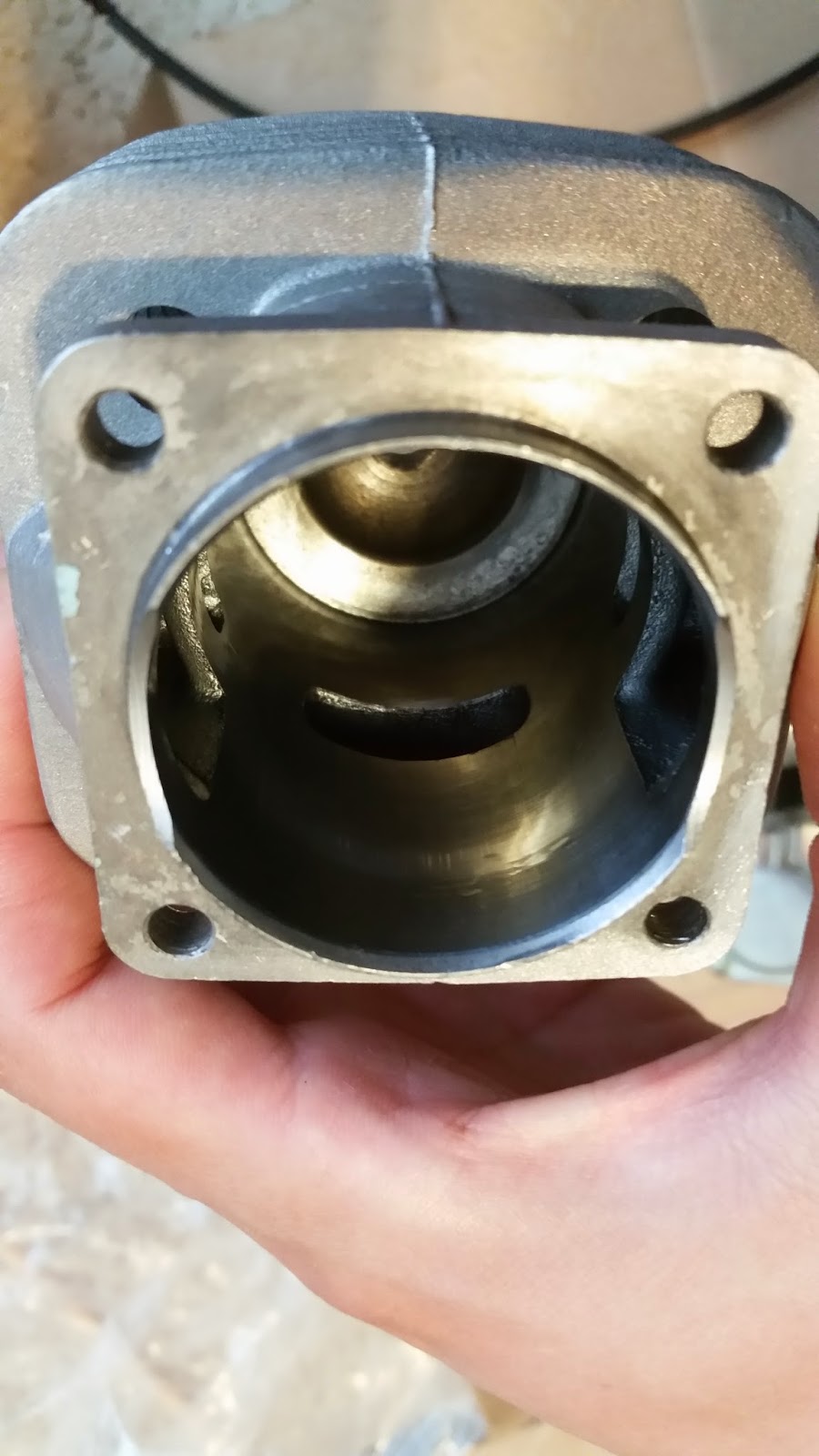 lordvon's stuff Making a TwoStroke Engine Turn the Opposite Direction