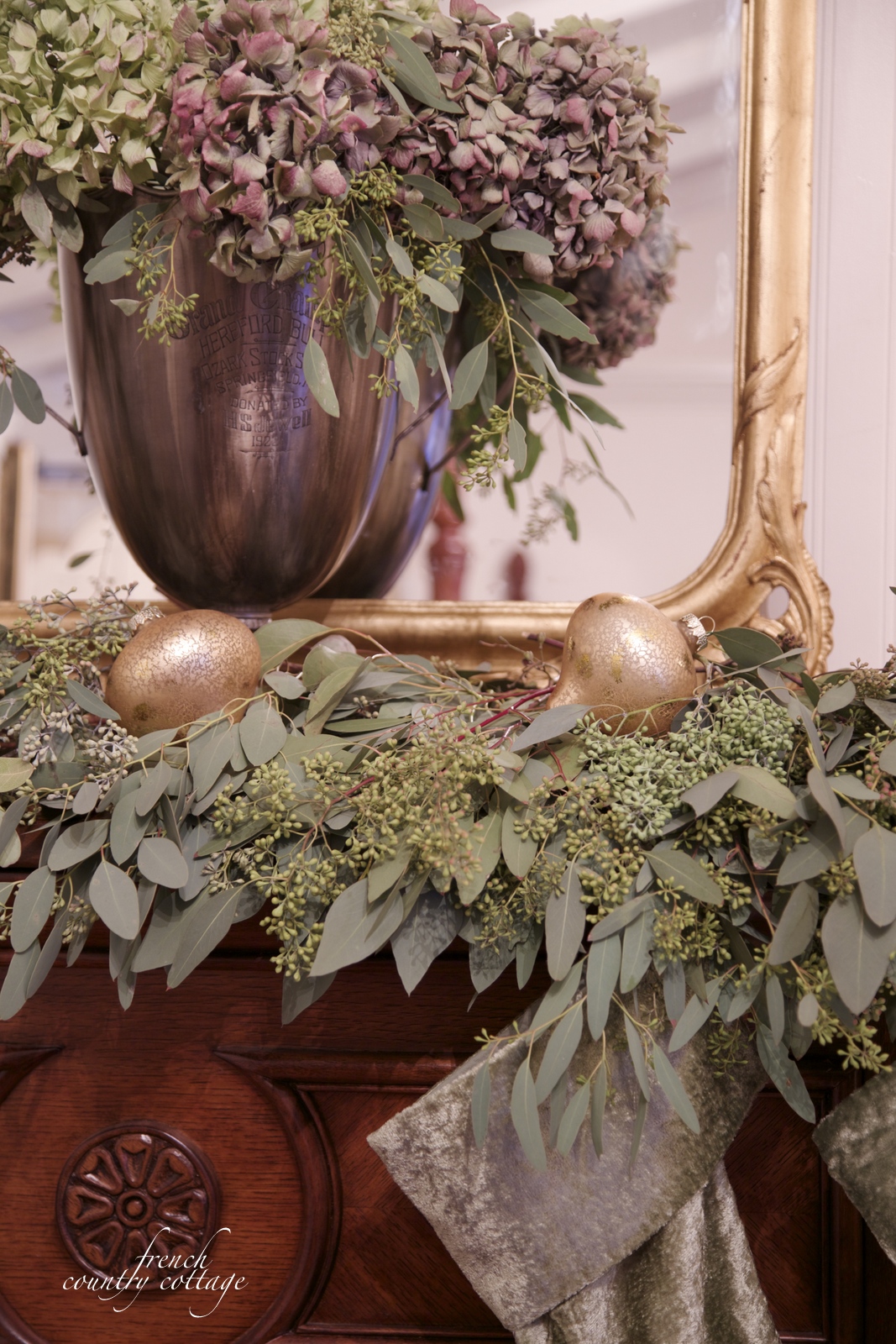 5 minute Hydrangea & Eucalyptus Christmas Mantel FRENCH COUNTRY COTTAGE