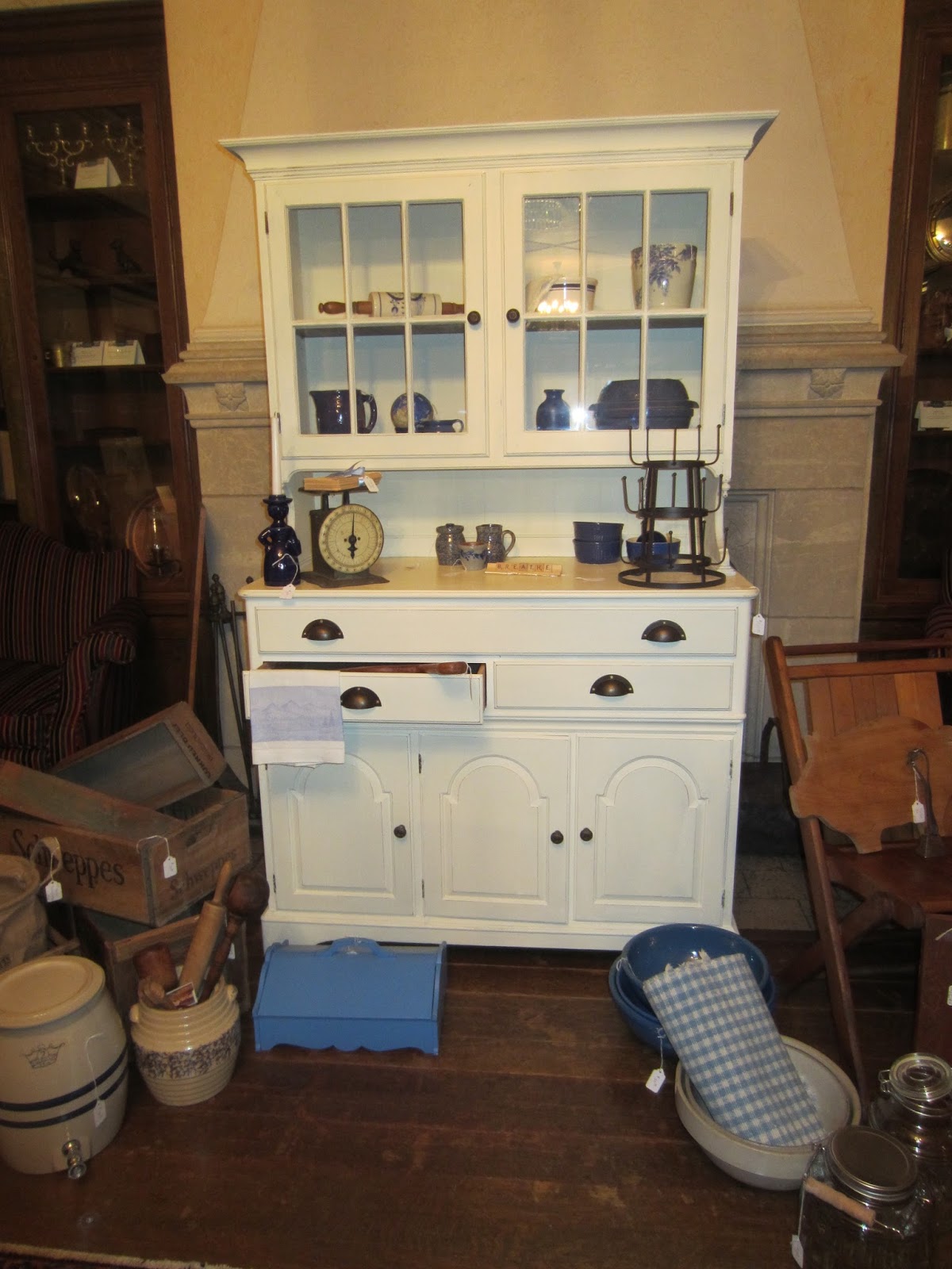 HOB NOBBERS 7 REASONS TO BUY ANTIQUE AND VINTAGE FURNITURE