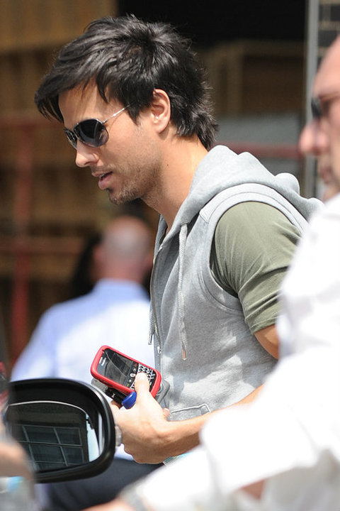 How To Get Enrique Iglesias Hairstyle | enrique iglesias hairstyle How To Get Enrique Iglesias Hairstyle | enrique iglesias hairstyle