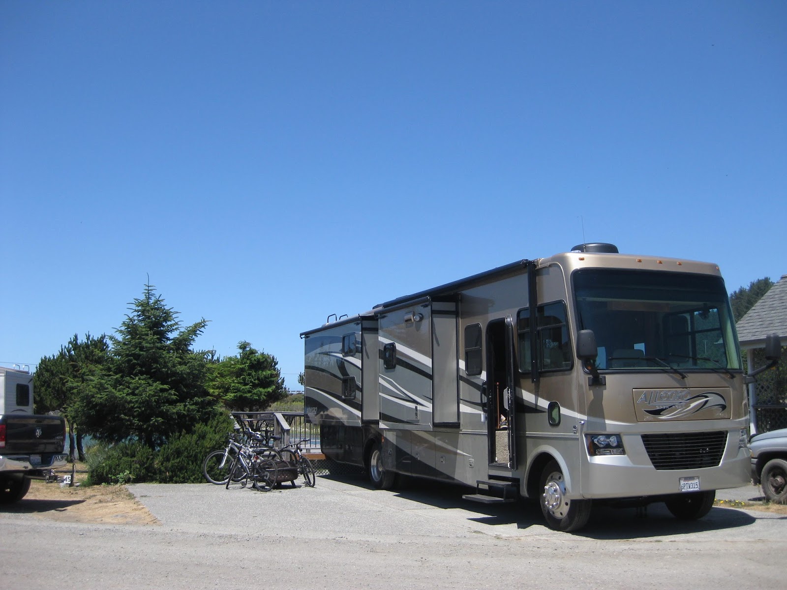 CampgroundCrazy Turtle Rock Resort, Gold Beach, Oregon