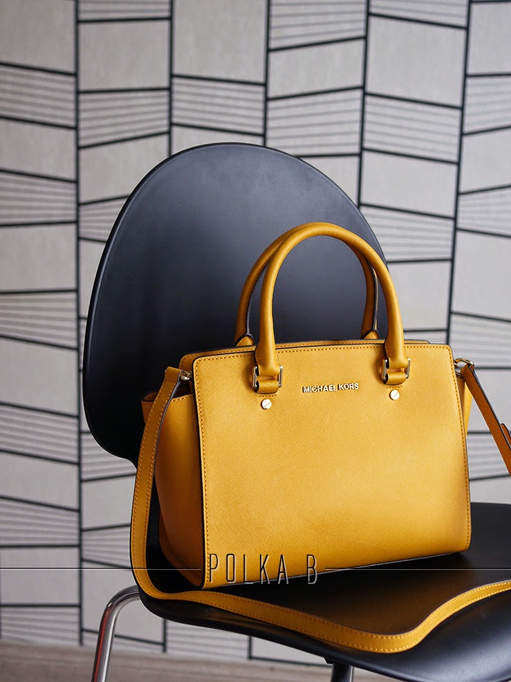 selma medium saffiano