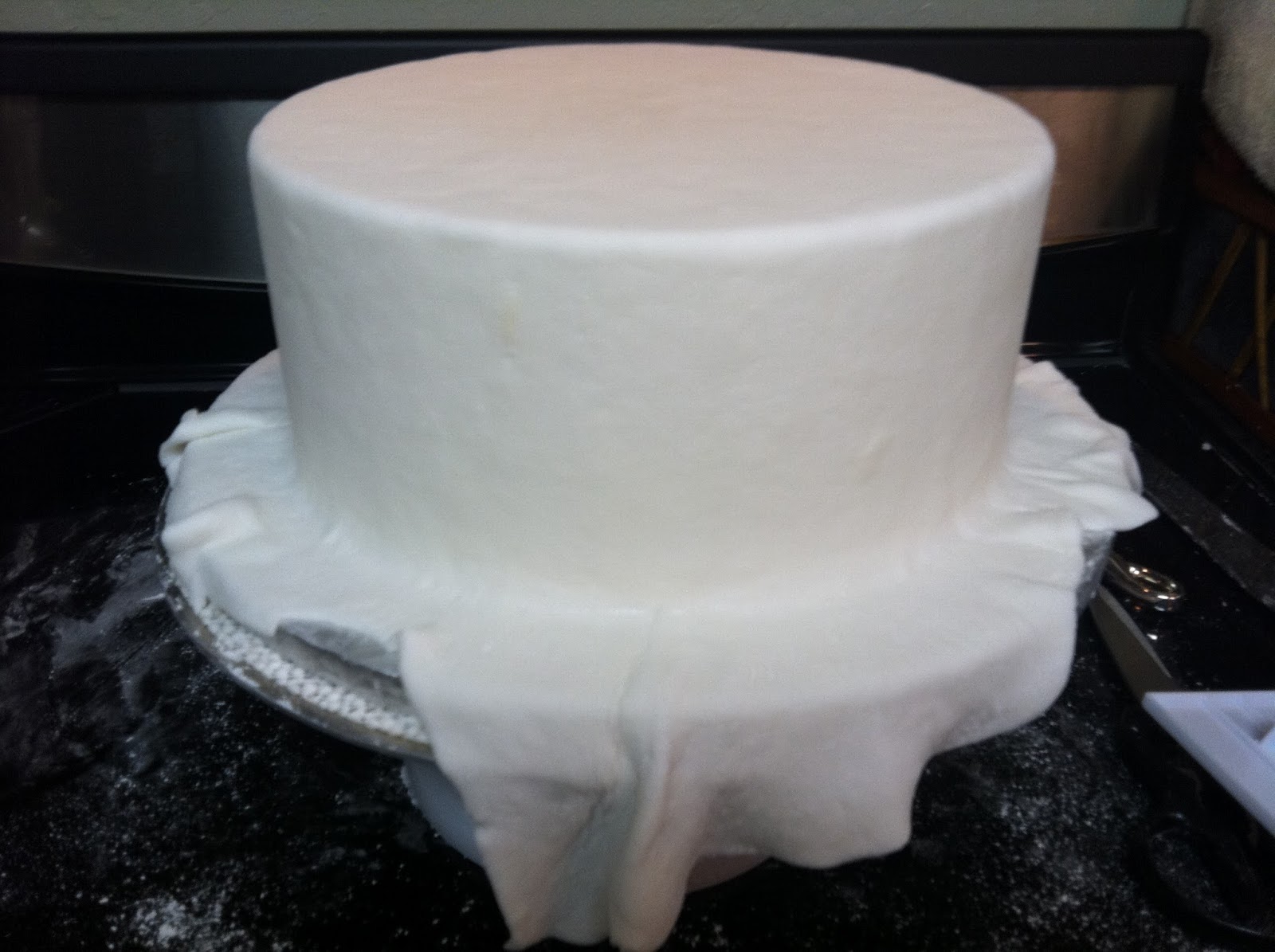 The Iced Queen Making a "Dummy" Cake Part 2