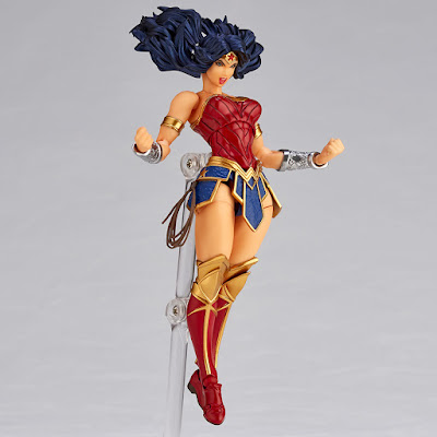 Figuras: Imágenes de la Revoltech, dedicada a Wonder Woman de Kaiyodo Figuras: Imágenes de la Revoltech, dedicada a Wonder Woman de Kaiyodo