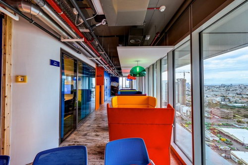 Suasana ceria di kantor google Suasana ceria di kantor google