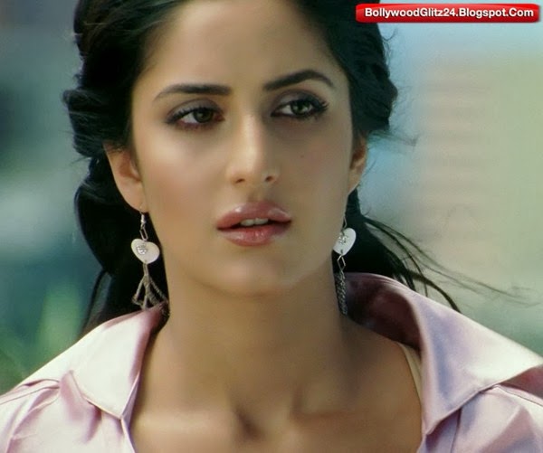 Katrina Kaif's HQ Hot Caps from Race Movie