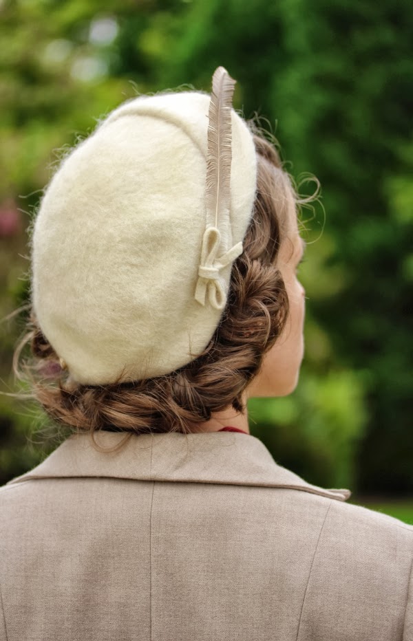 50s hat in ivory 1950s Wool Hat Detail #vintage #hat #1950s #style #fashion