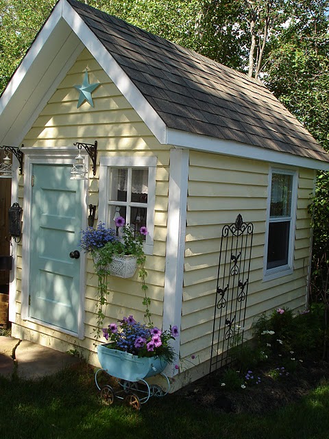 Healthy Wealthy Moms Barn Stars