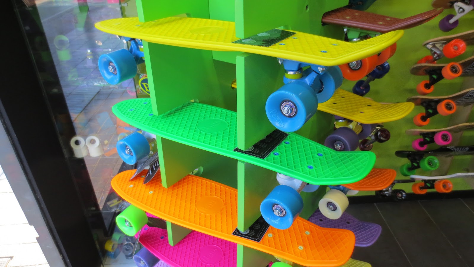 Ingravity Roller&Skate Shop Valencia Lo nuevo de Penny Skateboards