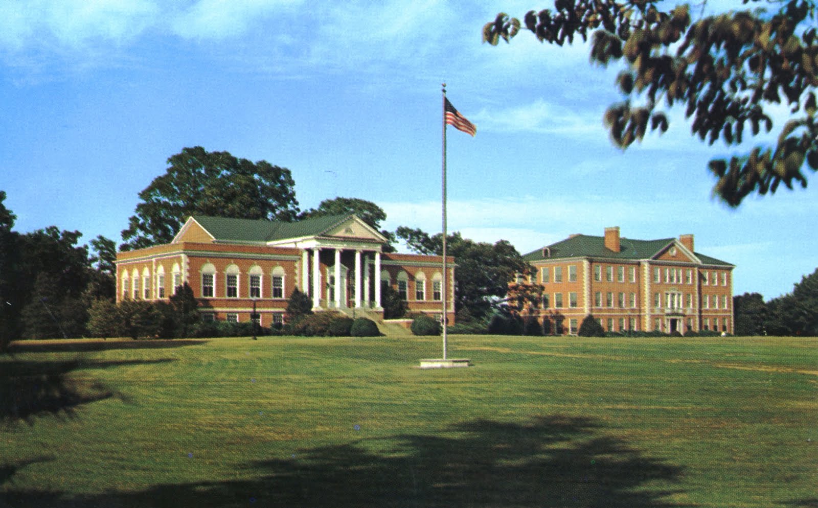 Library Postcards John Preston McConnell Library, Radford College