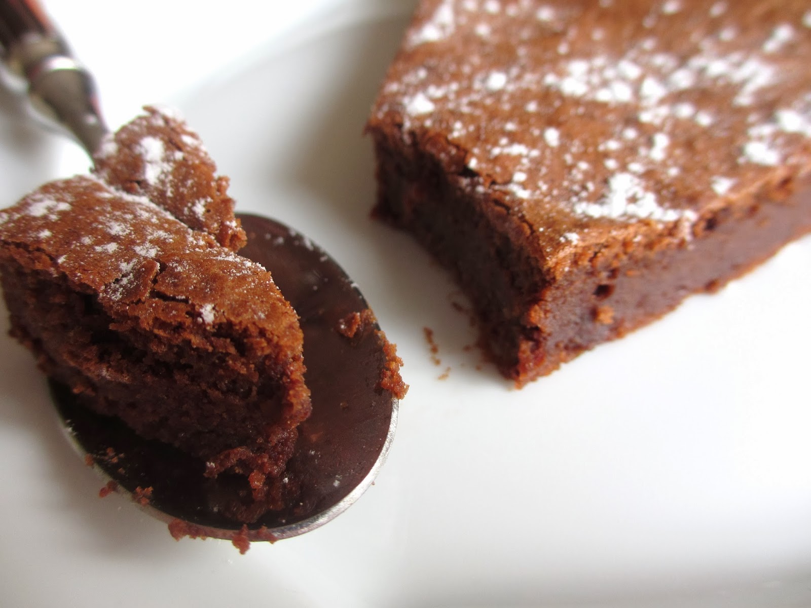COOKING JULIA GÂTEAU AU CHOCOLAT À LA COMPOTE DE POMMES