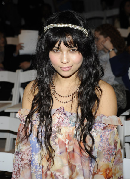 Zoë Kravitz - Gallery Photo Colection