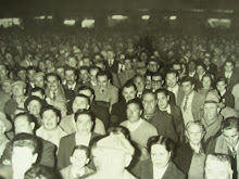 OBREROS EN ASAMBLEA