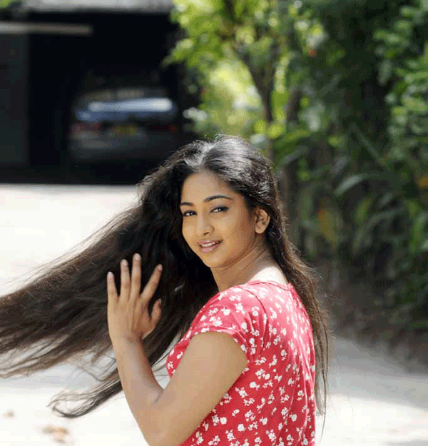 chamalsha dewmini hot
