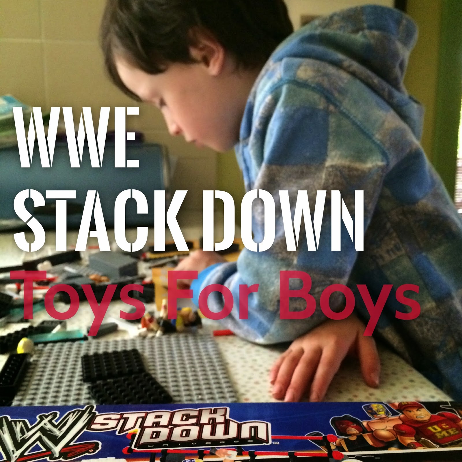 Six Little Hearts: #SLHFeaturedThursdays: WWE Stack Down Universe Toys