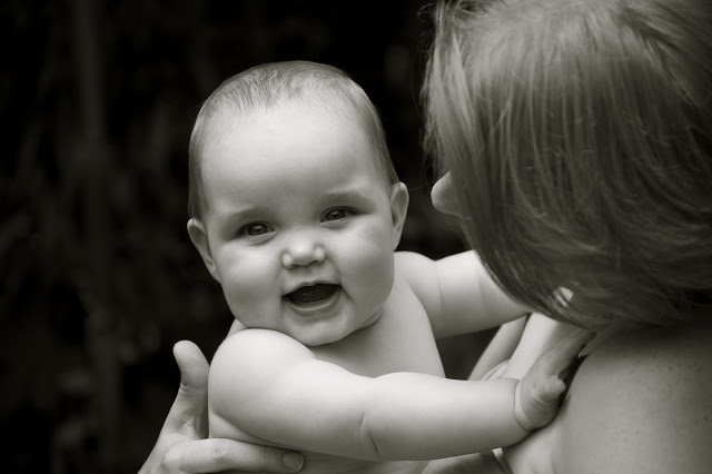 Resultado de imagen para fotos de madre e hijo en blanco y negro