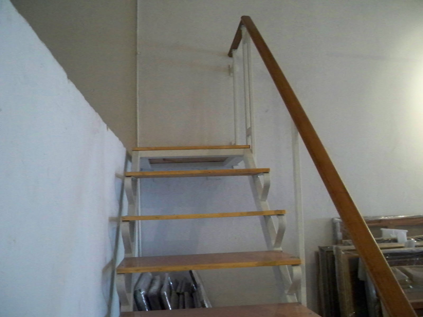 Pulse Servicios Integrales: Escalera estructutal