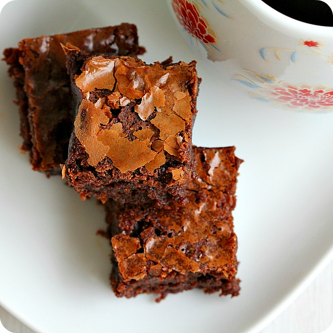 singapore shiok! ooey gooey brownies