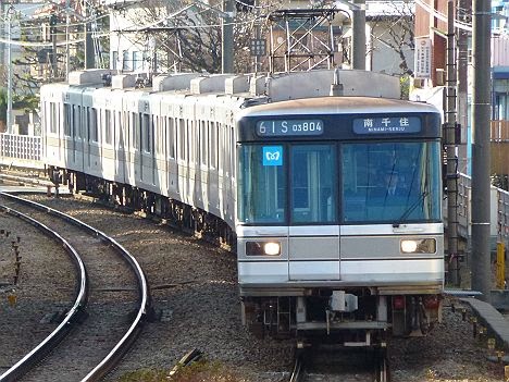 東京メトロ日比谷線　南千住行き3　03系幕式（平日10本運行）