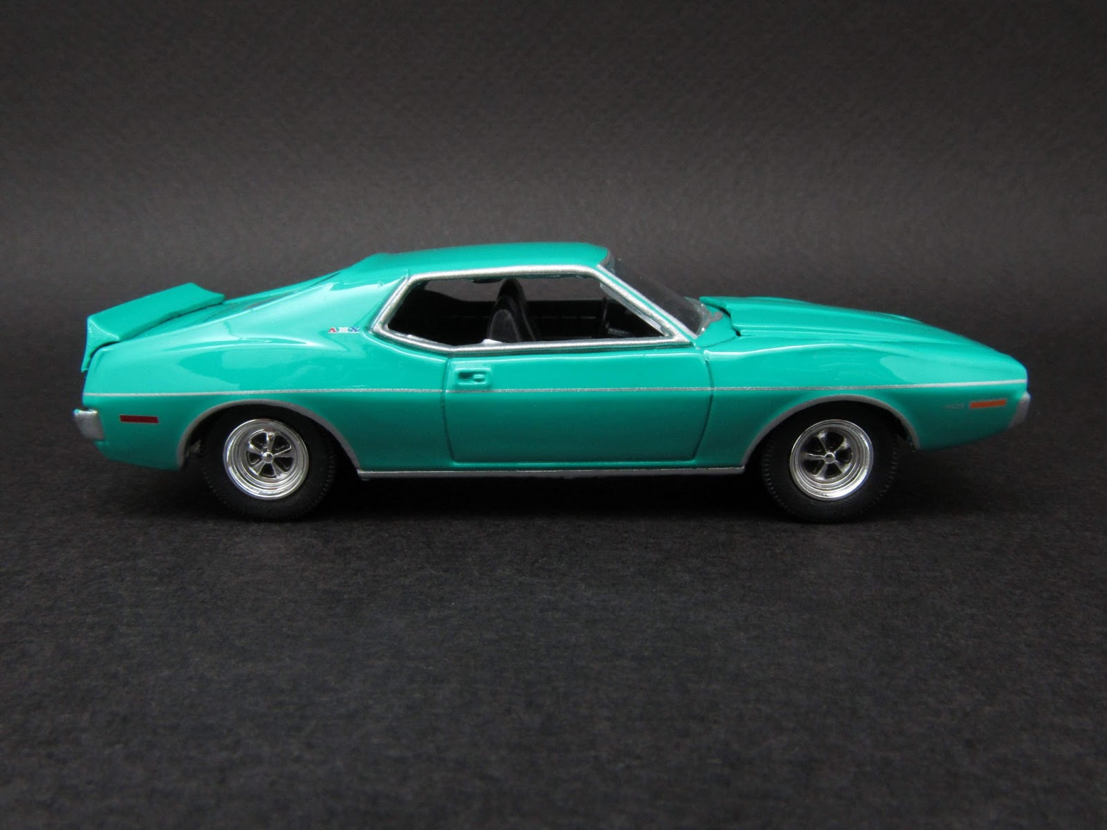 Diecast Hobbist 1973 AMC Javelin AMX