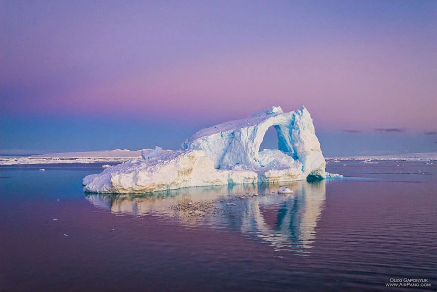 Iceberg melting - Cold Yet Beautiful Photos Of Antarctica Taken By AirPano Iceberg melting - Cold Yet Beautiful Photos Of Antarctica Taken By AirPano