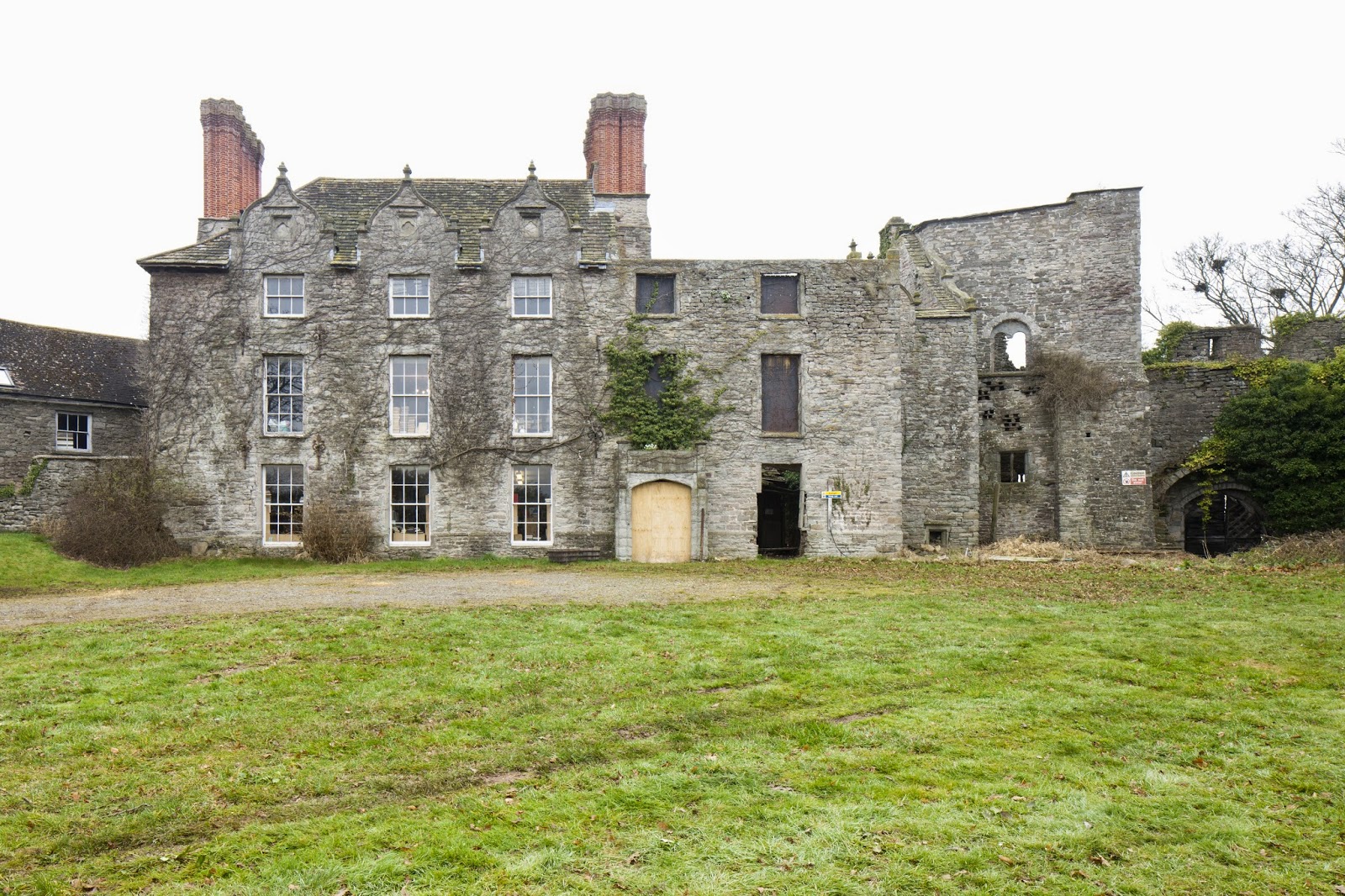 The Royal Commission returns to Hay Castle for Hay Festival 2014