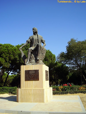 Monumento Cristobal Colon Huelva