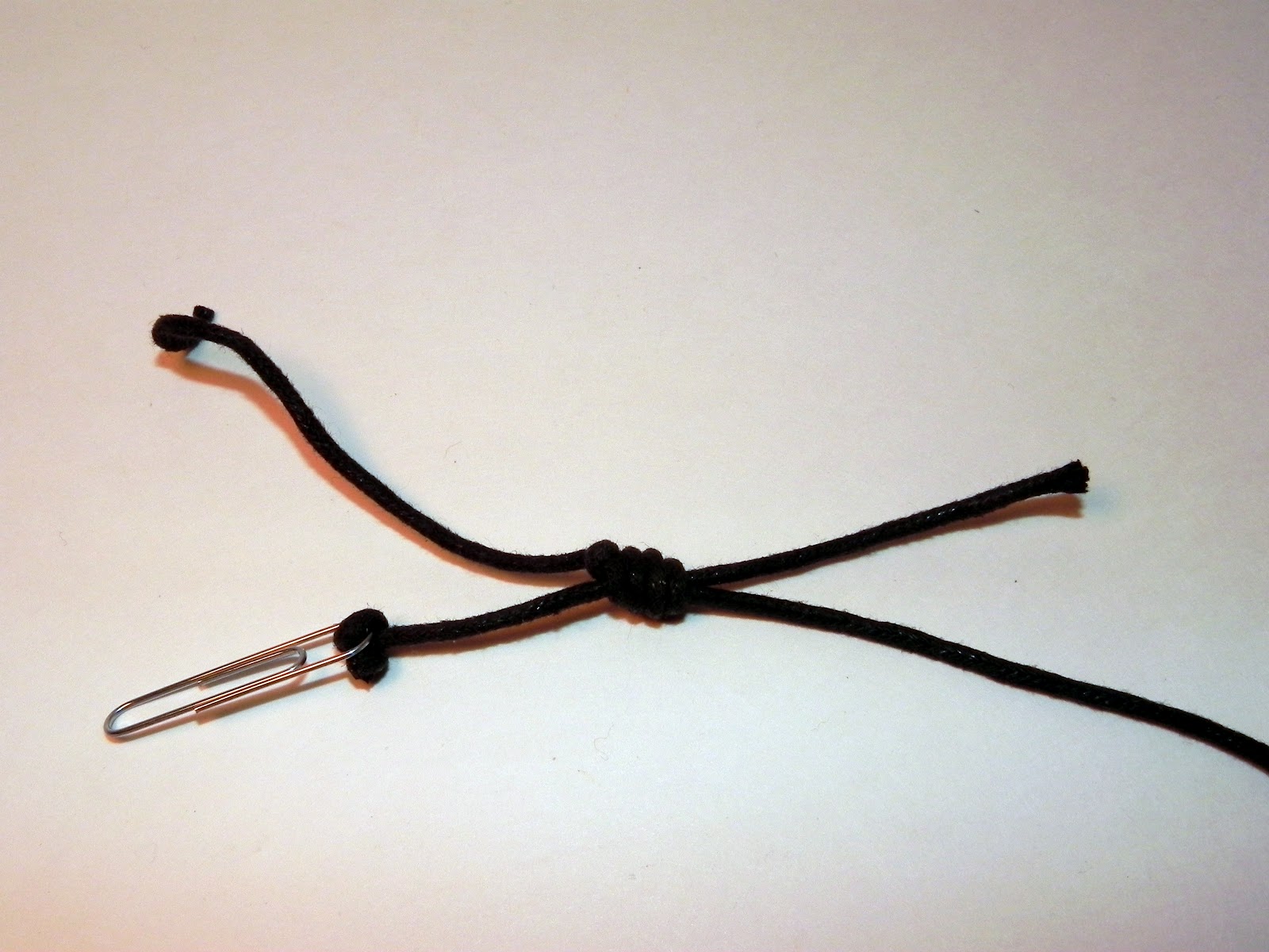 Smart n Snazzy DIY Barbed Wire Bracelet