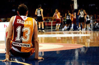 2012 / 13 | Taurasi gelecek sezon yok.