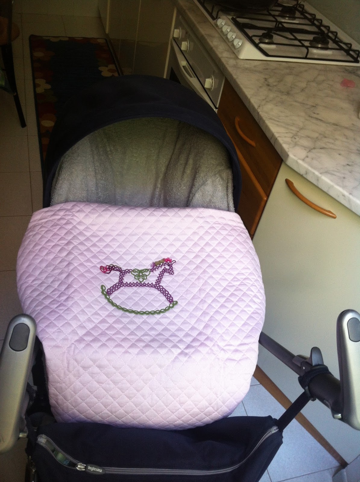 Tatsme A rocking horse for babies' dreams...