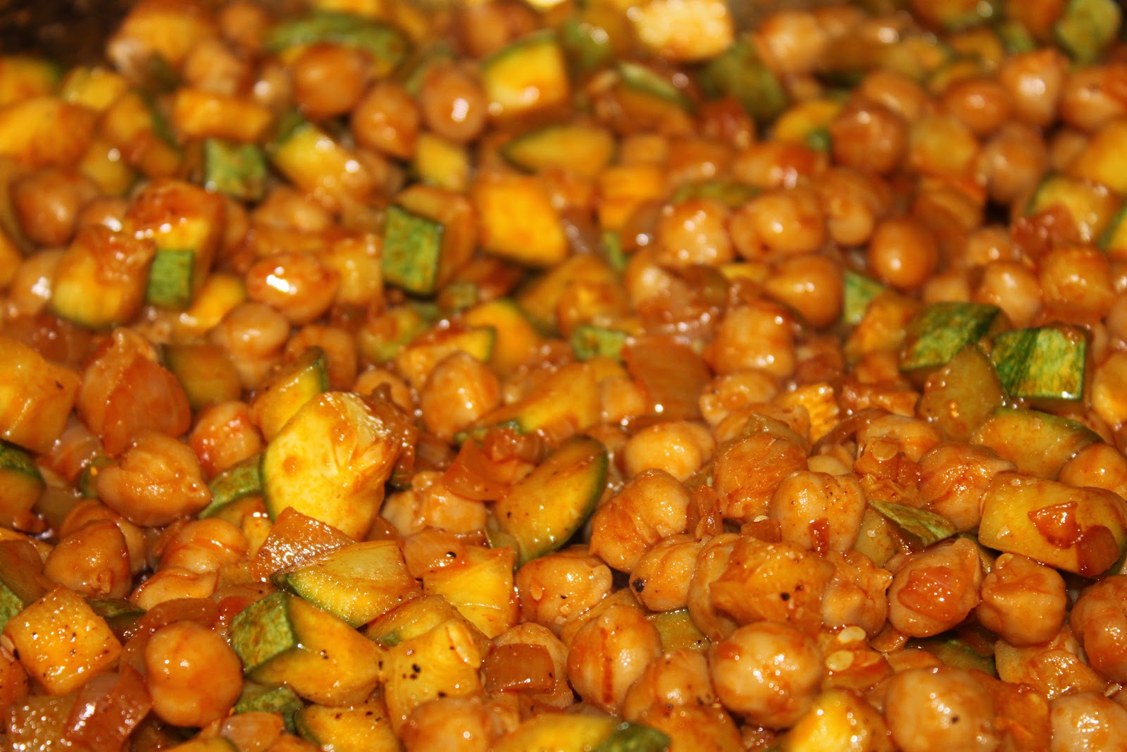 Domestic Divas Blog Meatless Monday Zucchini & Chickpea Spaghetti