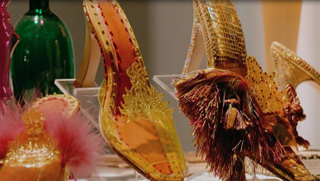 TASIAW Cheerful Sole