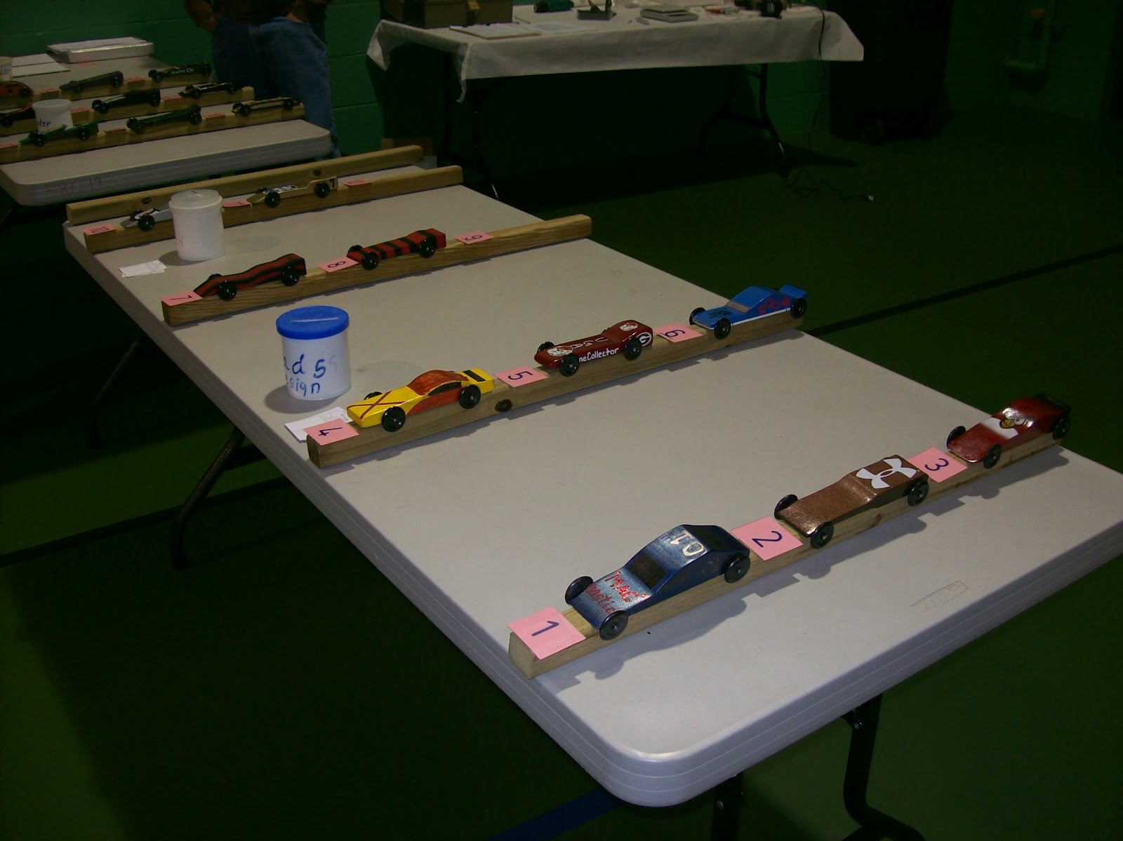 Brave Eagles Hunt with Antique Brownings! 2012 Pinewood Derby Race Oh