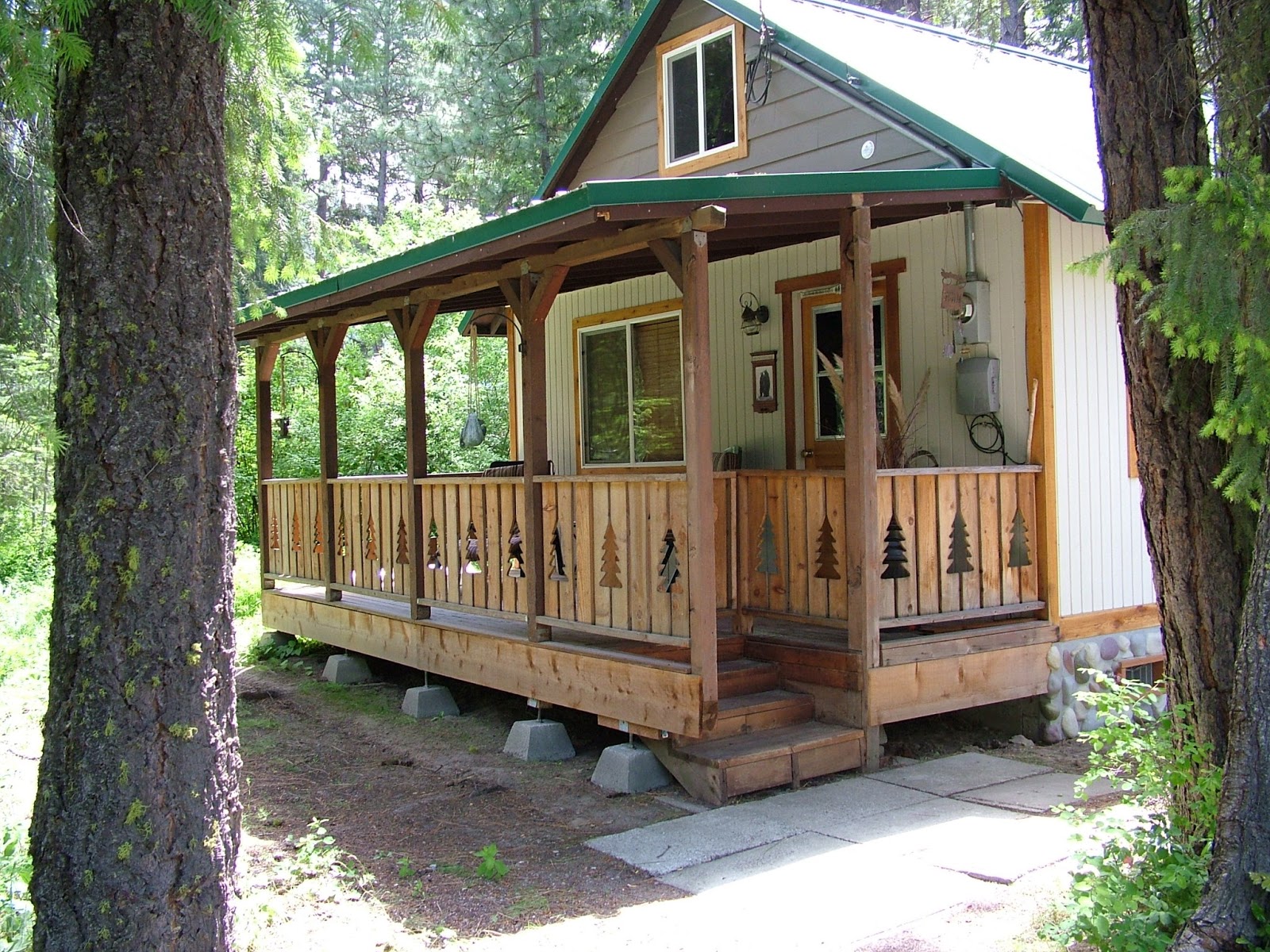 Bear Hug Inn Welcome To Bear Hug Inn