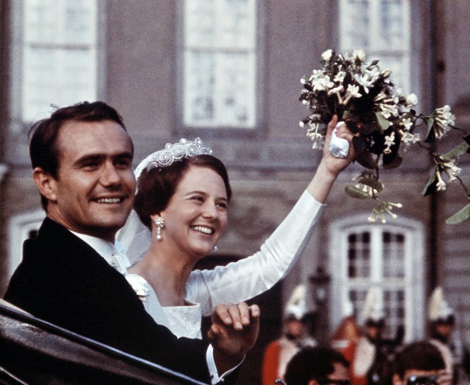 HENRIK+MARGRETHE+wedding+day+1967.jpg