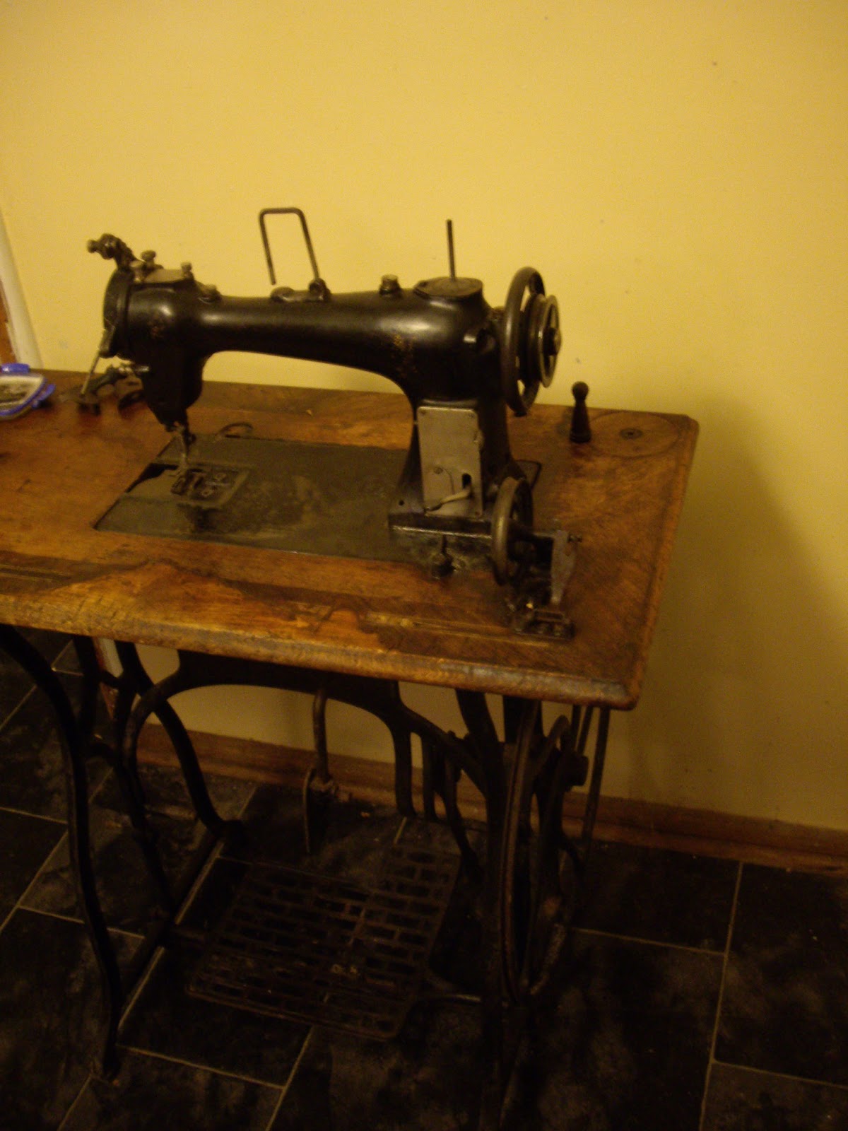 Wayward Creating Wertheim Baer & Rempel "Phoenix" antique treadle