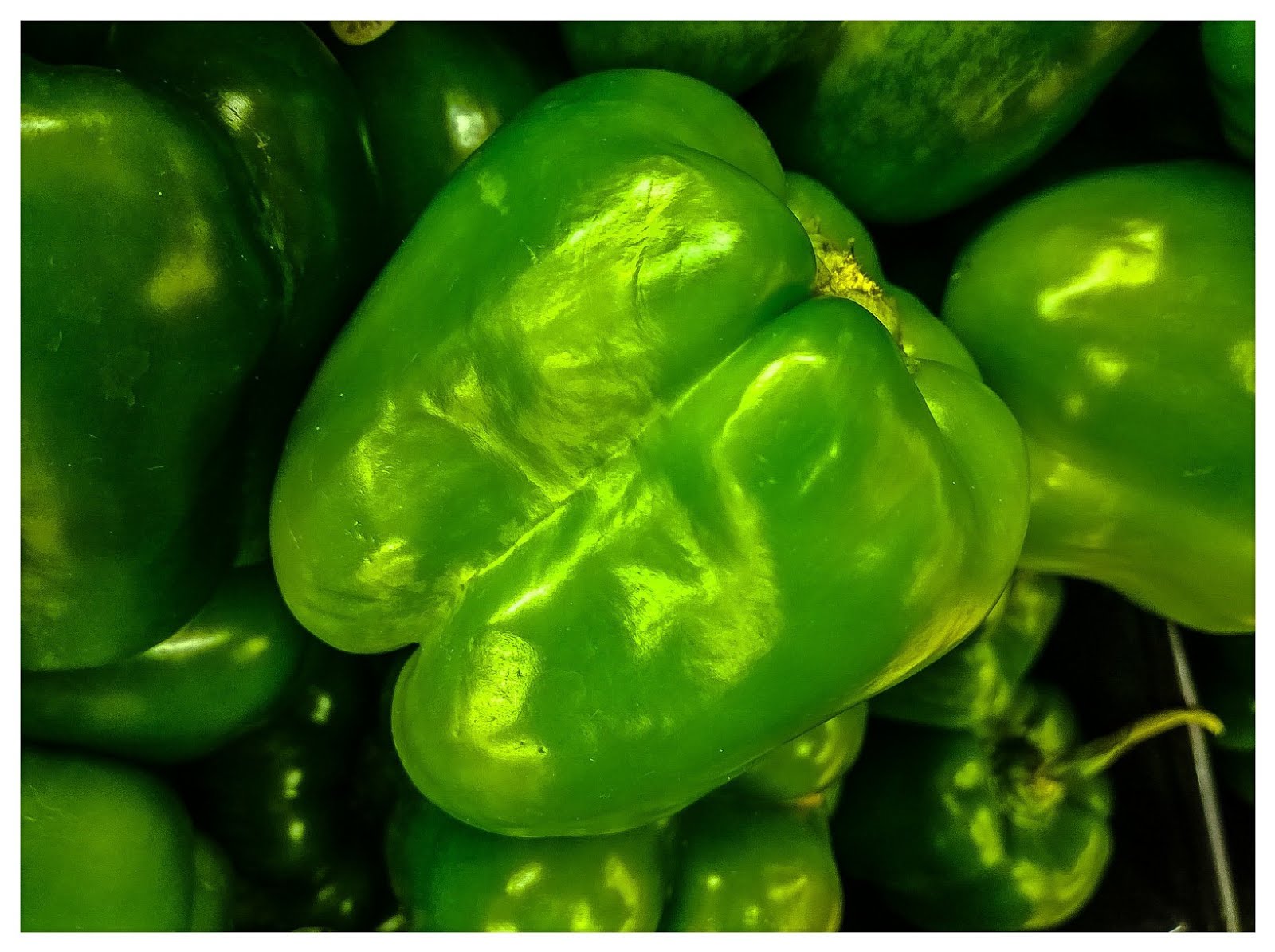 Color: Green Pepper