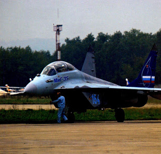 Многоцелевой истребитель МиГ-35.
